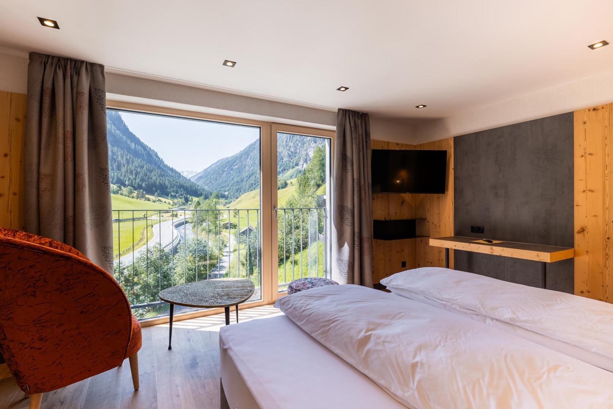 Hotel Edelweiss カウナータール エクステリア 写真