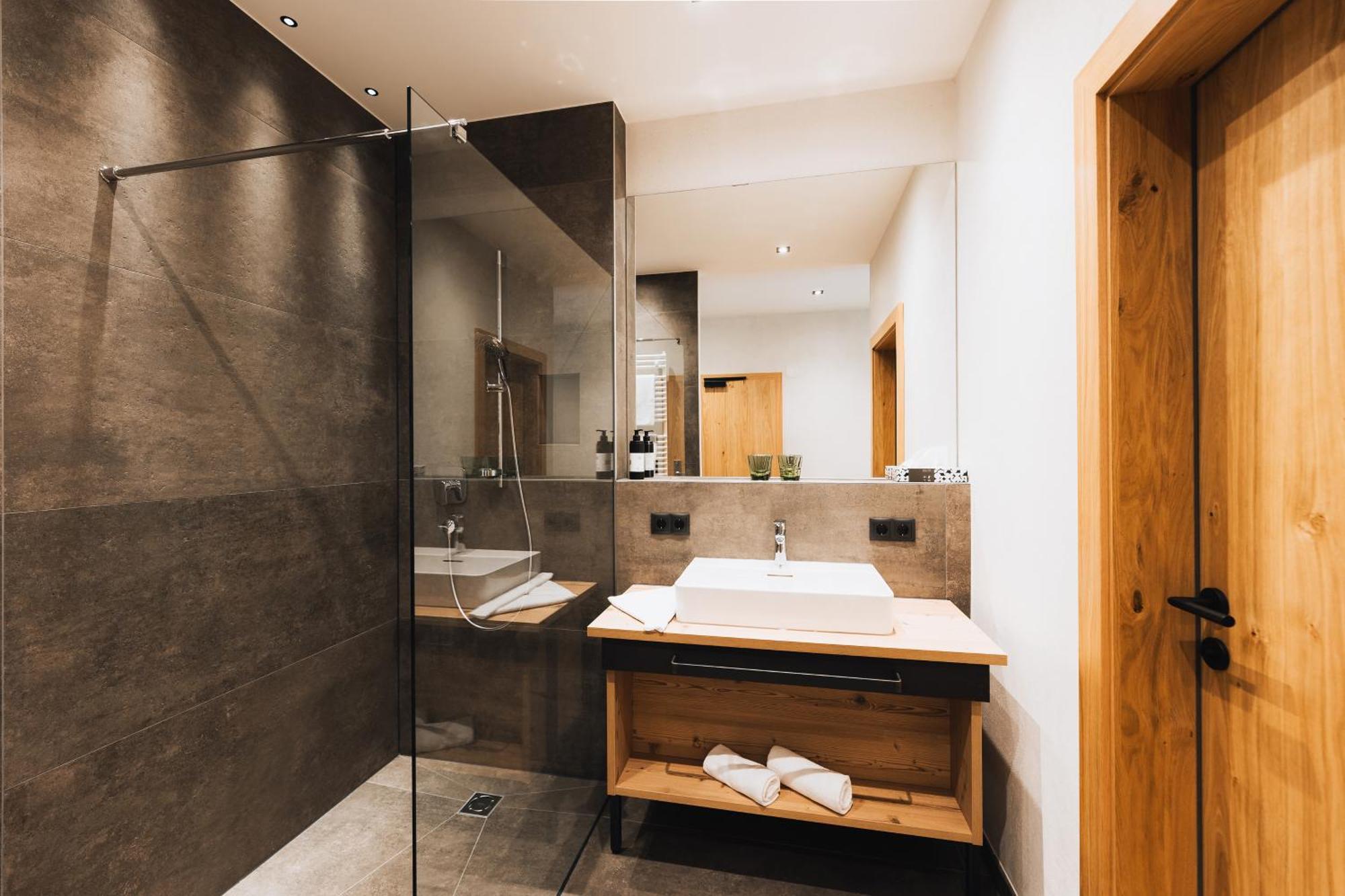 Hotel Edelweiss カウナータール エクステリア 写真