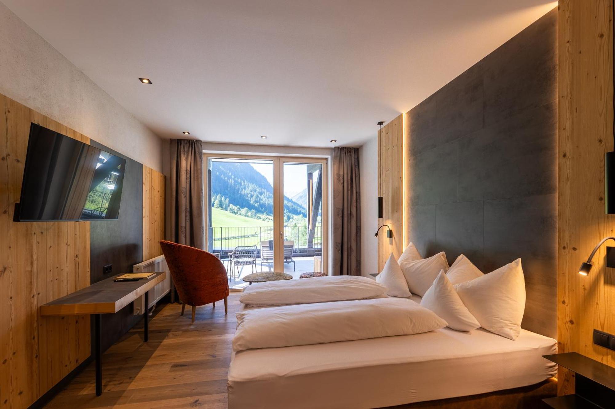 Hotel Edelweiss カウナータール エクステリア 写真