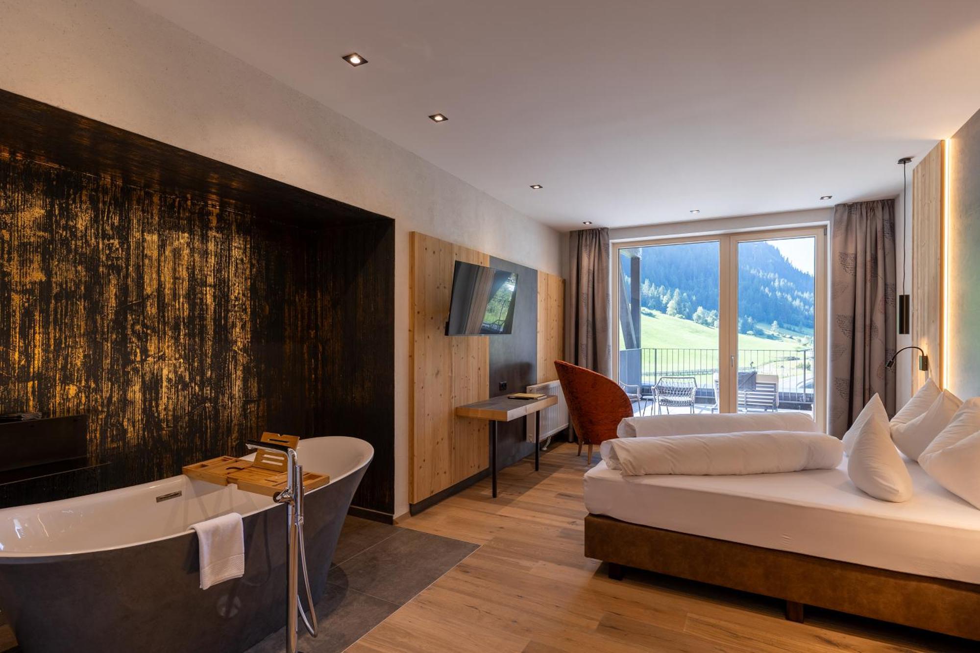 Hotel Edelweiss カウナータール エクステリア 写真